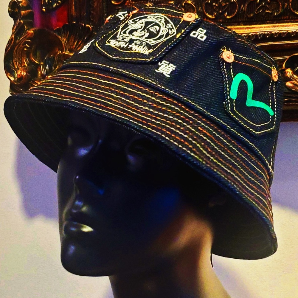 Evisu Multi-color Seagull Print Multi-Pockets Denim Bucket Hat NWT w Bag - Picture 3 of 9